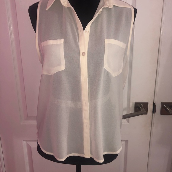 Beige button down blouse with gold chains - Picture 2 of 6